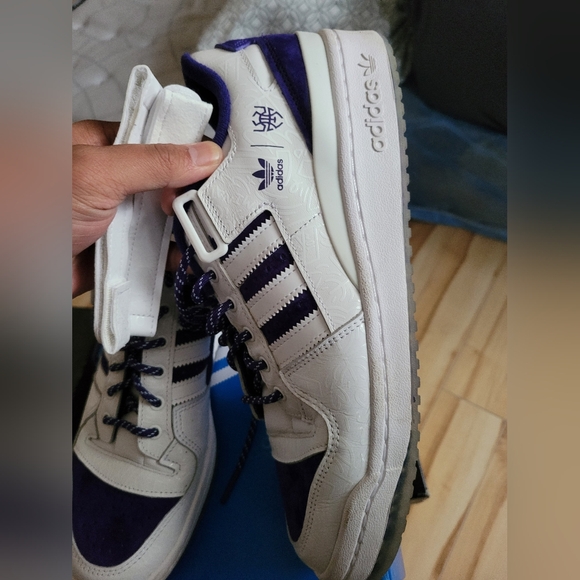 Adidas Forum Low (Donovan Mitchell PE) - Picture 2 of 7